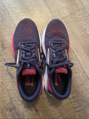 Brooks Women's Navy and Pink Running Shoes